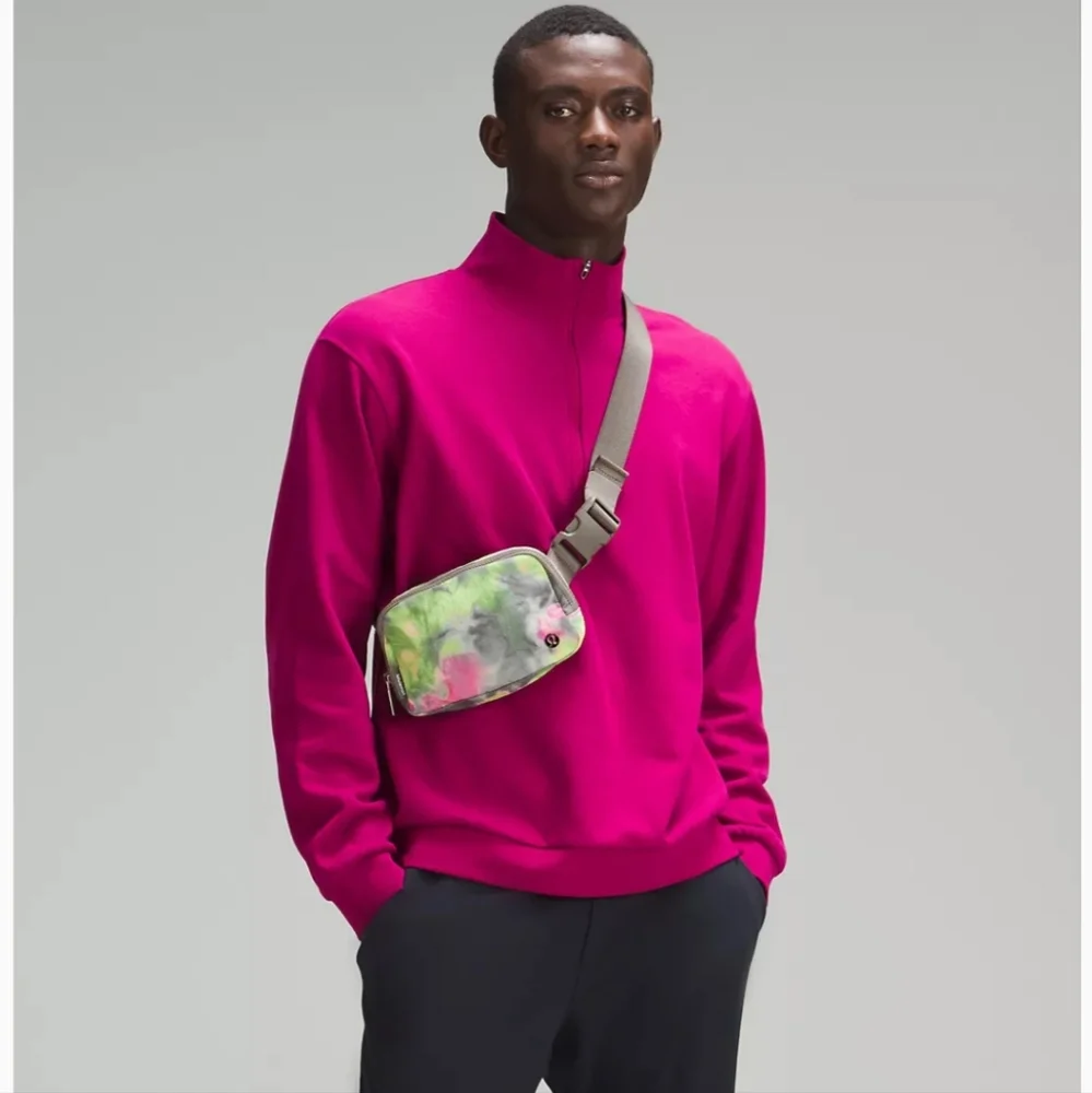 🆕️ LULULEMON EVERYWHERE BELT BAG - HYPER DYE MULTI/ROVER